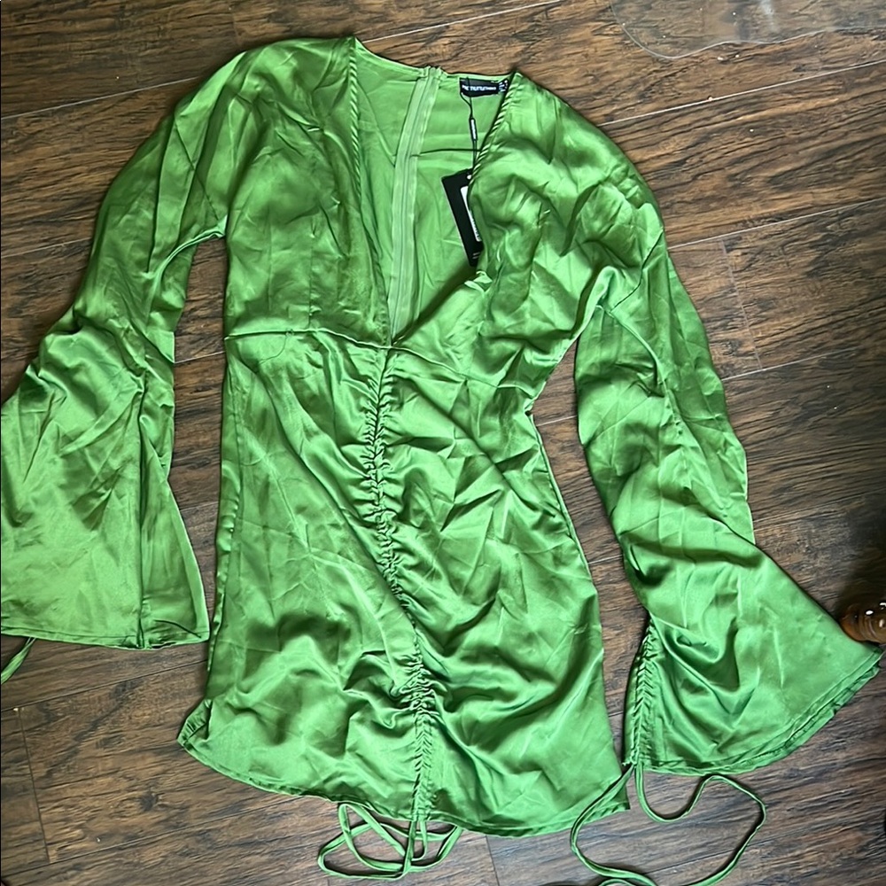 PrettyLittleThing Green Asymmetrical Ruched Blouse